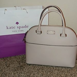 💖NWT Kate Spade Carli beige/cream satchel